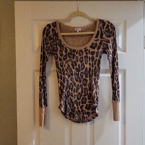 Splendid Leopard Print Long Sleeve Scoop Neck Top - Brown & Black